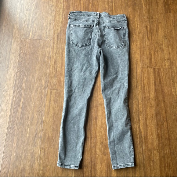 Free People Jeans Womens 29 Distressed Holes Busted Knee Faded Black Gray Skinny - Picture 2 of 14